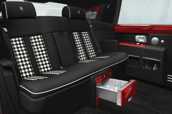 RR interior4