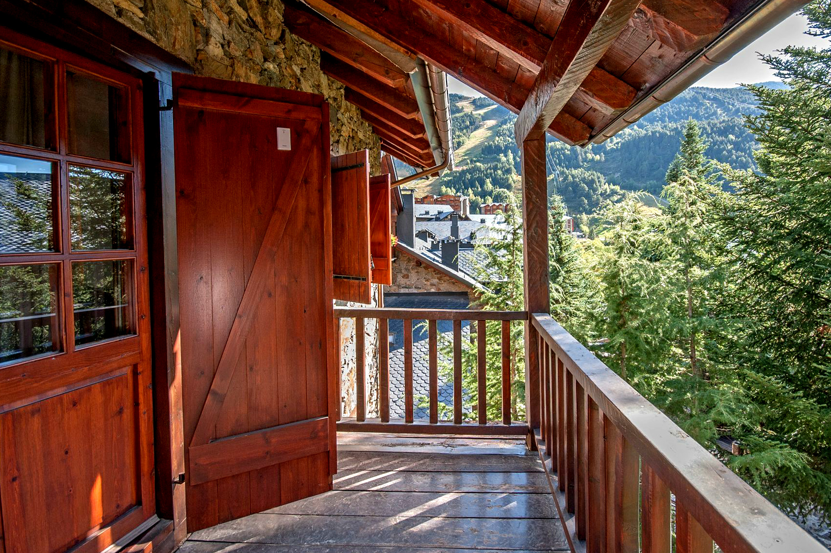 Oneofakind collection of luxury homes. Growing real estate market