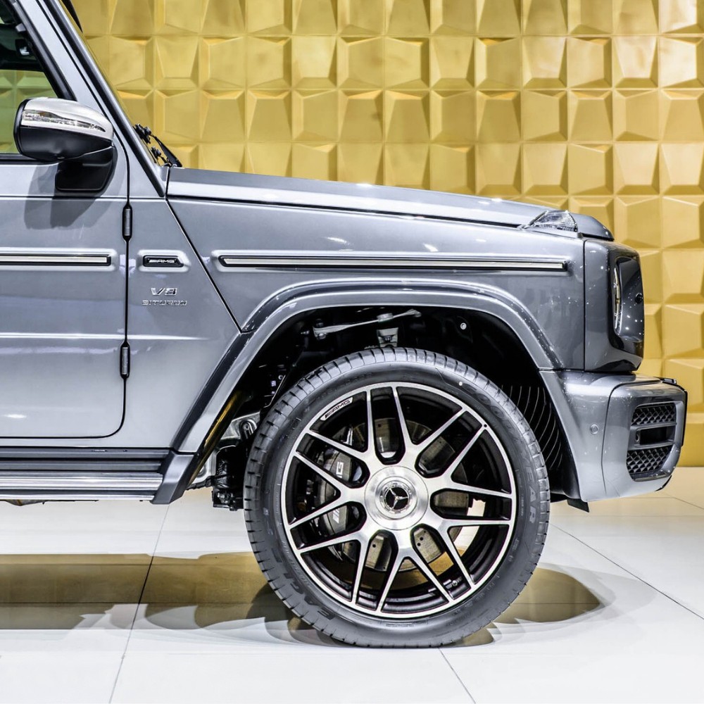 Coolest G Class Mercedes Benz G63 Amg In 21 With Price s Modified Limited Edition And 6 Wheel G Wagons By Brabus And Mansory Iconic