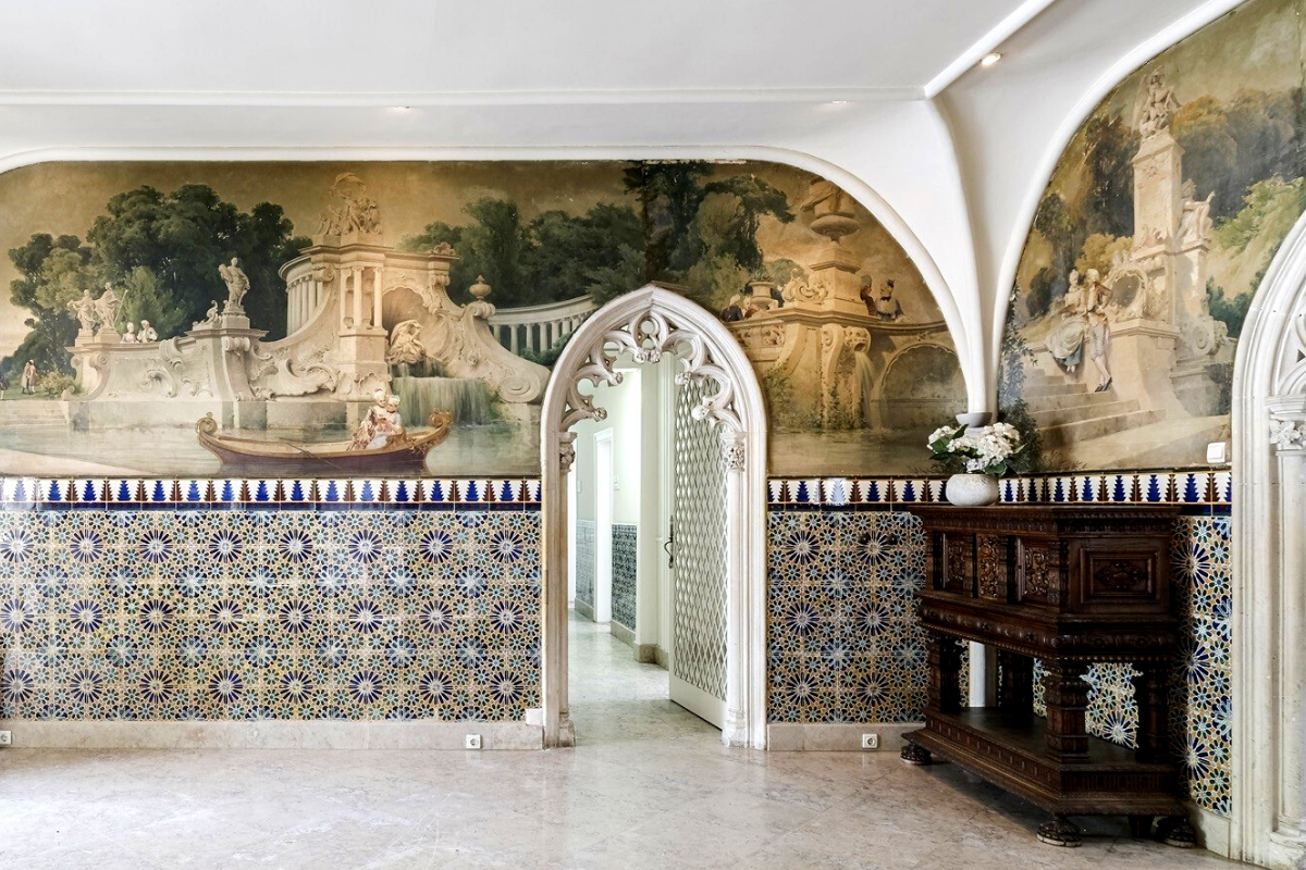Castle-like homes: Palace in Lisbon, Portugal (US$8,176,124).