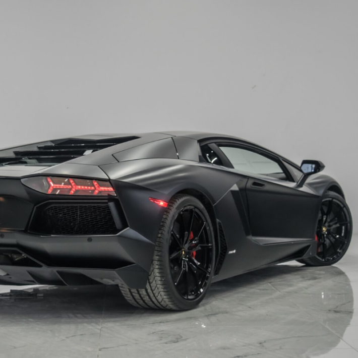 The 10 Best Paint Colors In The Lamborghini Squad