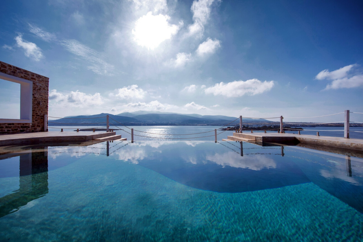 The 30 best houses with infinity-edge plunge pools and panoramic views