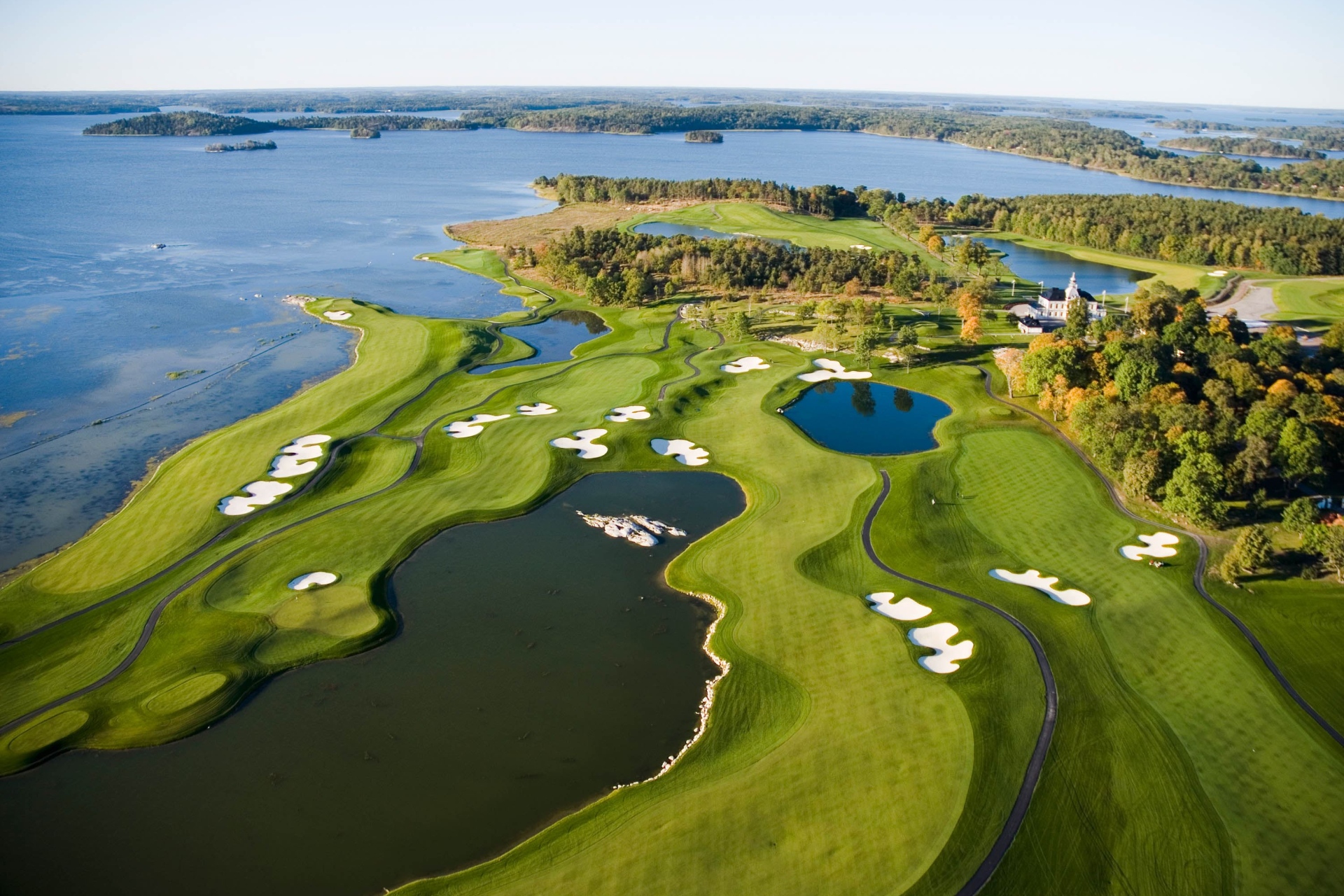 Expert guide to the best (and most beautiful) golf courses in Europe