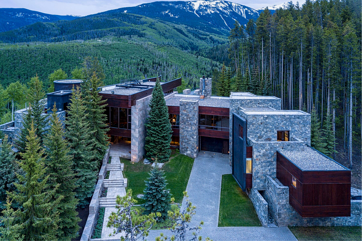 The world's largest mountain retreat for sale in Colorado. Ranking: 10