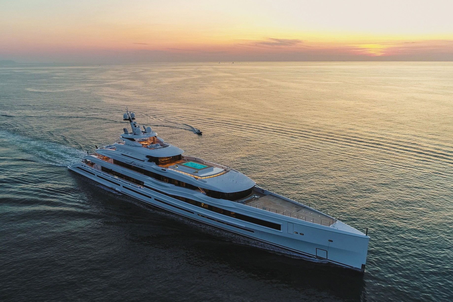 Best yacht brands and most expensive yachts. 