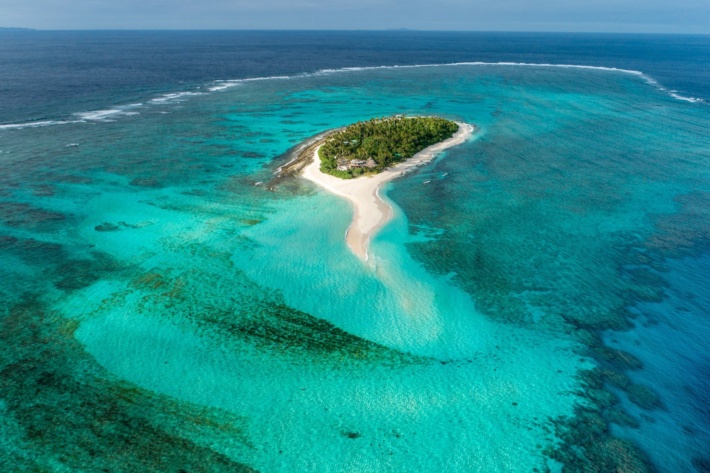 how much does it cost to own a island