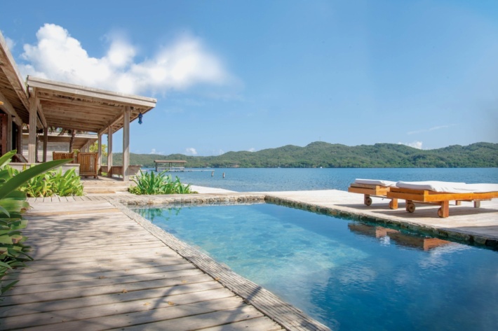 How much is a private island: Fort Morgan Cay, Honduras, P.O.R.