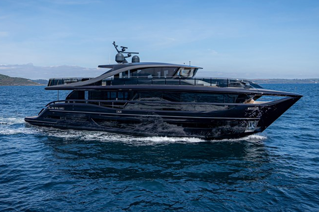 Best yacht and superyacht brands, top posh yachts.