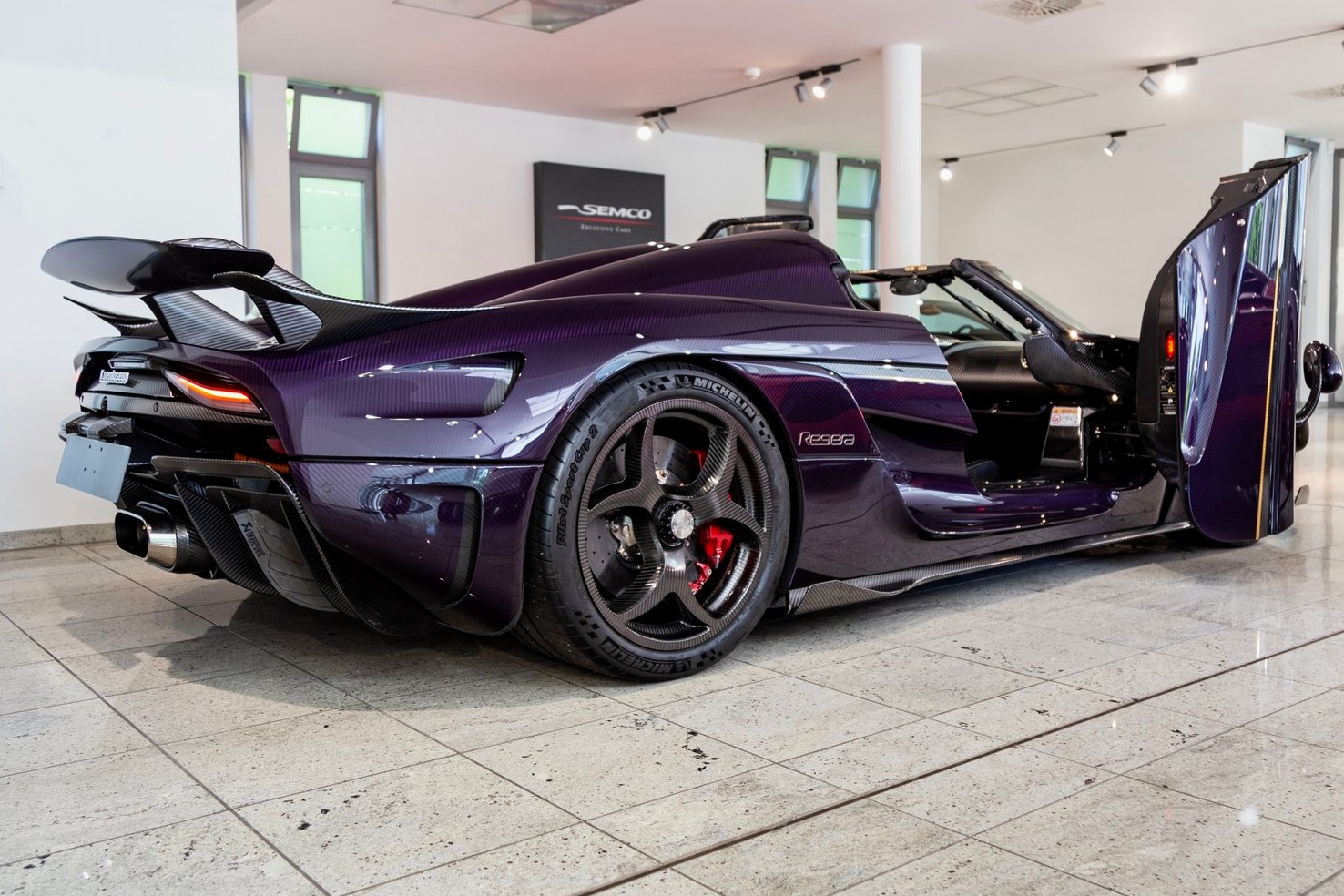 The top 10 best street legal hypercars
