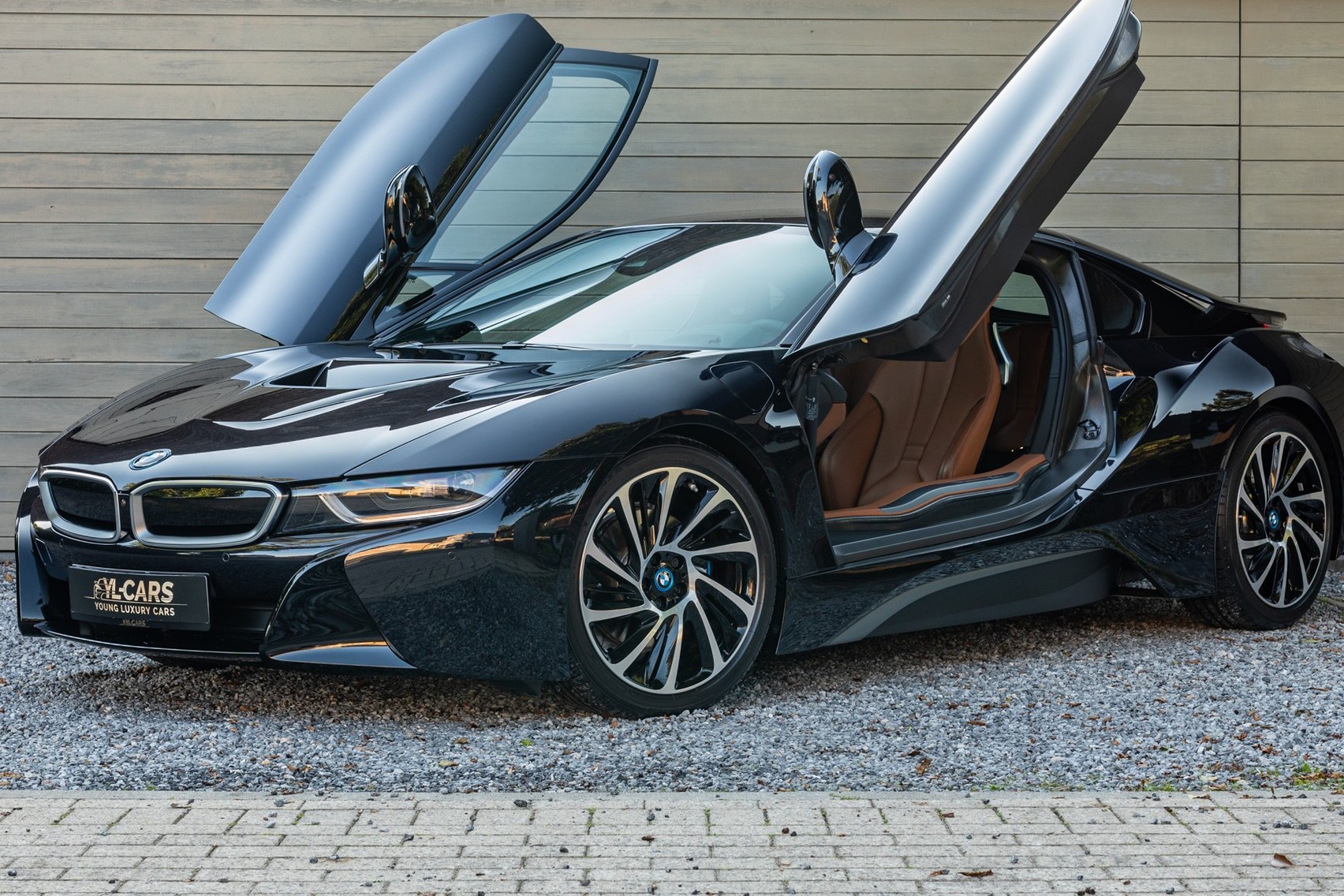 i8