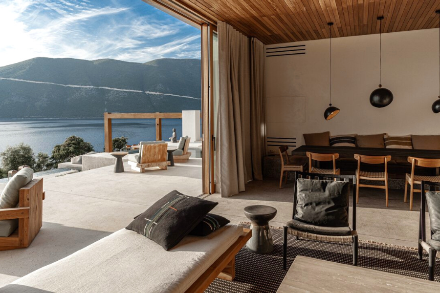 Modern design ideas for large luxury living rooms spotted in the UK mansions.