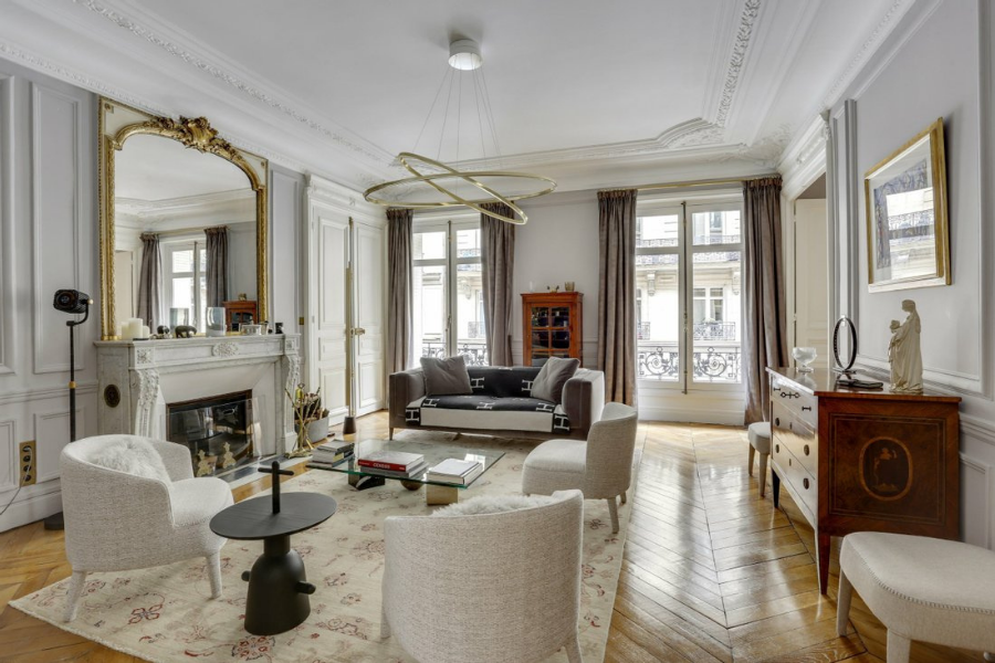 Modern luxury living room design ideas by Mansion Formali
