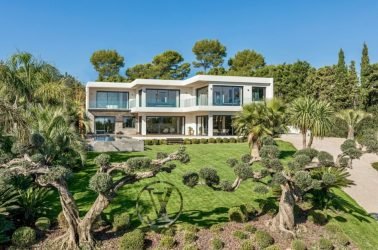 Top 5 Homes of the Week