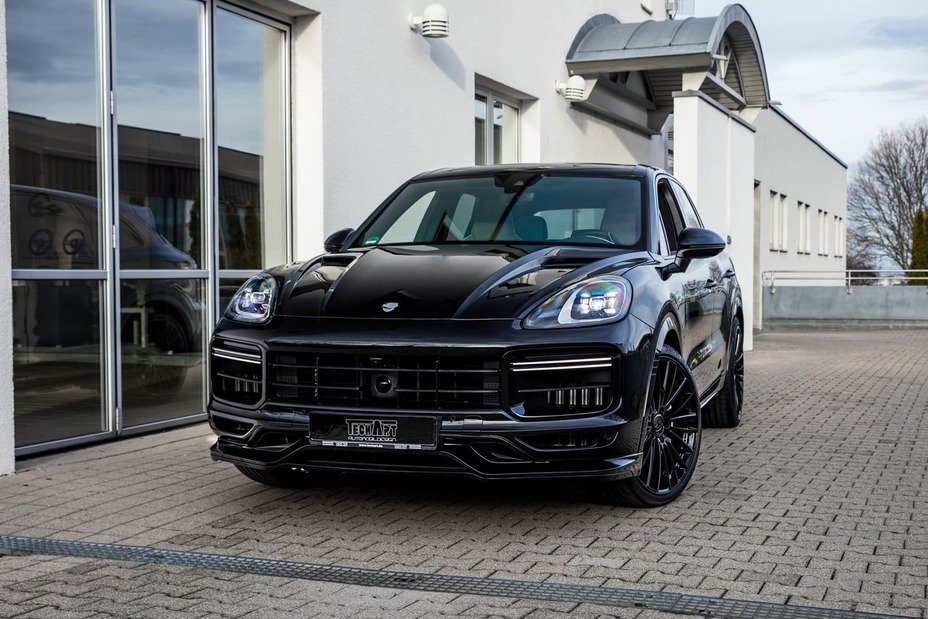 The Most expensive Russian and Chinese luxury SUV.