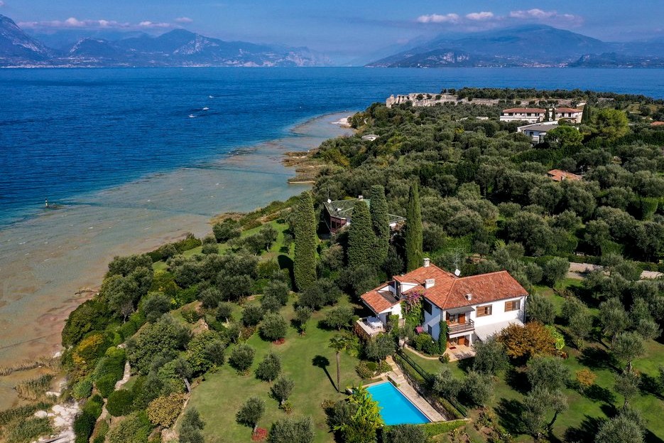 The best places to live in Italy for young adults.