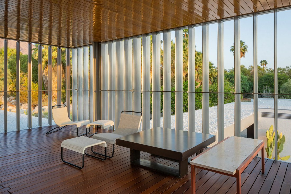 Who owns Kaufmann desert house in Palm Springs, California? Home's address, price history, agent's contacts, home tours.