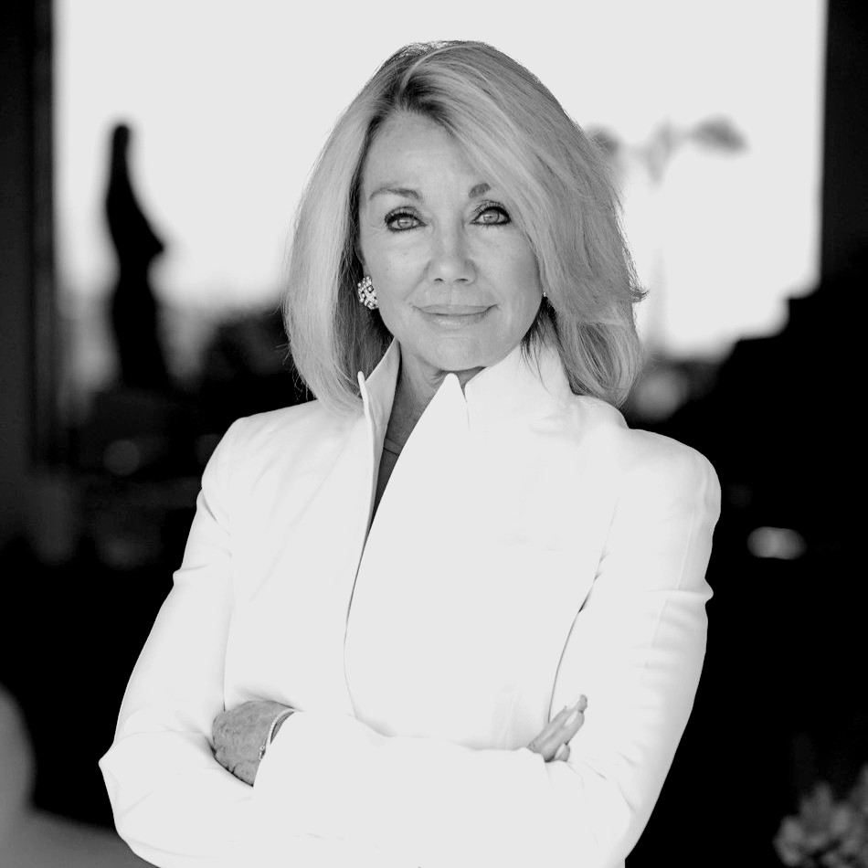 Jade Mills2 bw