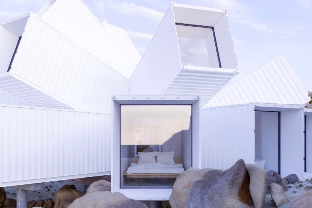Top 5 luxury futuristic mansions for sale.