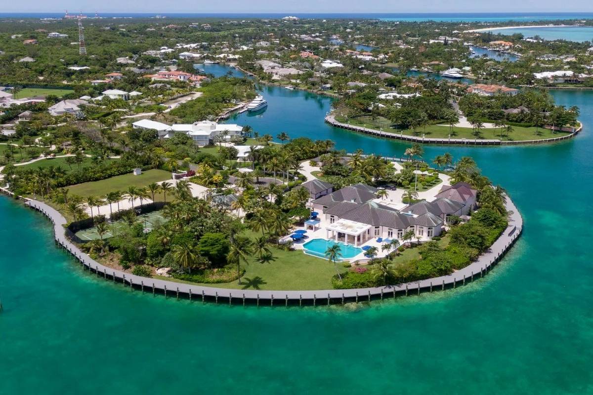 12 Family Compounds For Sale With Unique Living Spaces