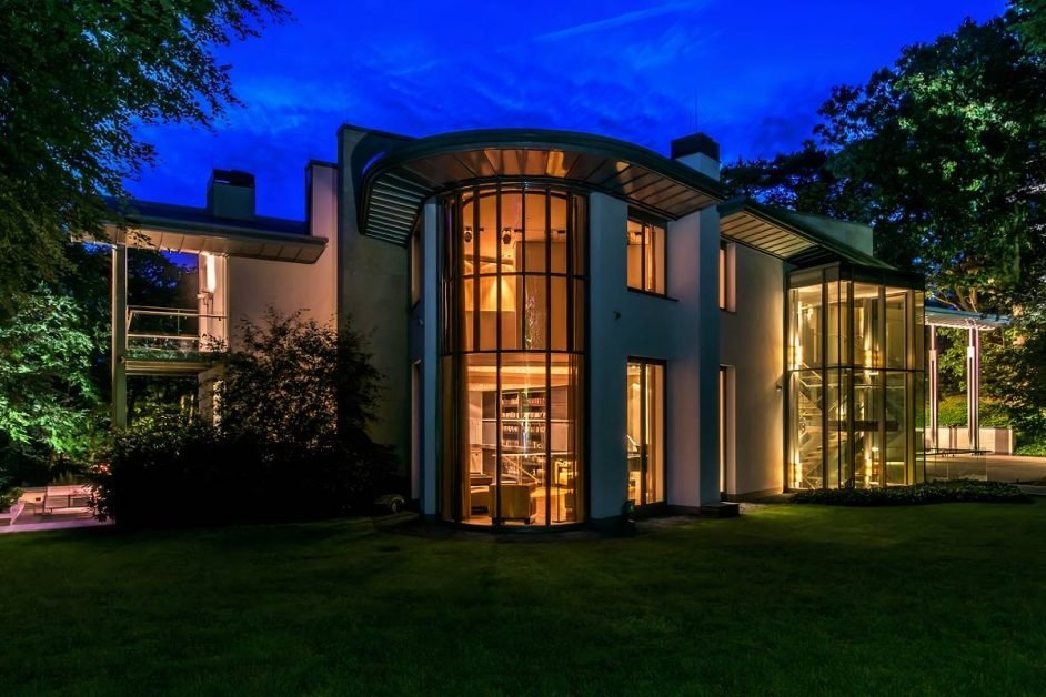 Frank Lloyd Wright open floor plan