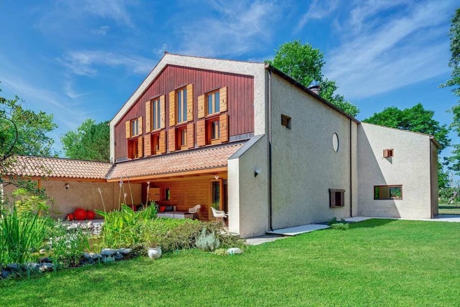 Frank Lloyd Wright style homes for sale