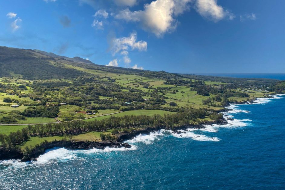 Massive Maui ranch next door to Oprah’s property asks $75 million