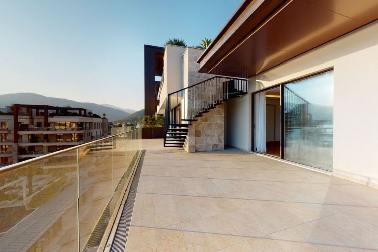 Swimming Pool Apartments for Sale in Petite Rivière Noire, Black River - Spacious Luxury Penthouse Apartments With Pool