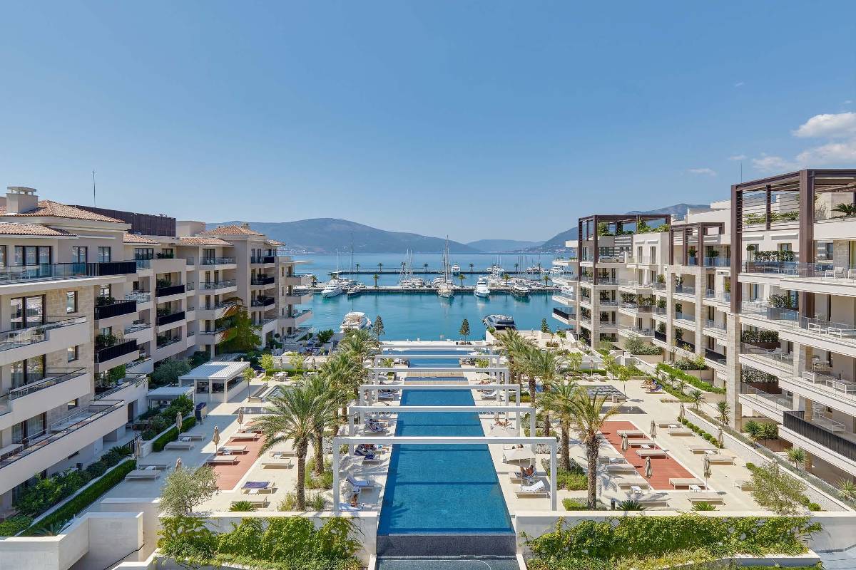 Beautiful view of Urban Penthouse Apartments With Pool