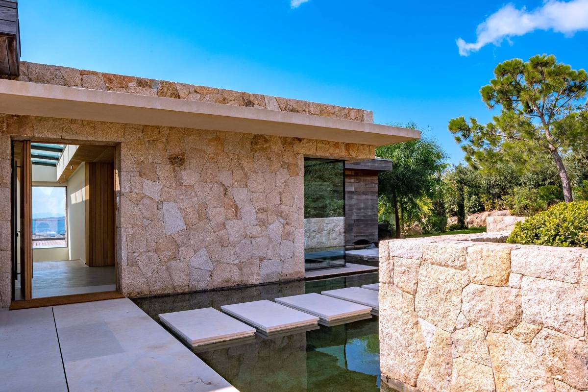 Exceptional villa with private beach access hits the market in Corsica