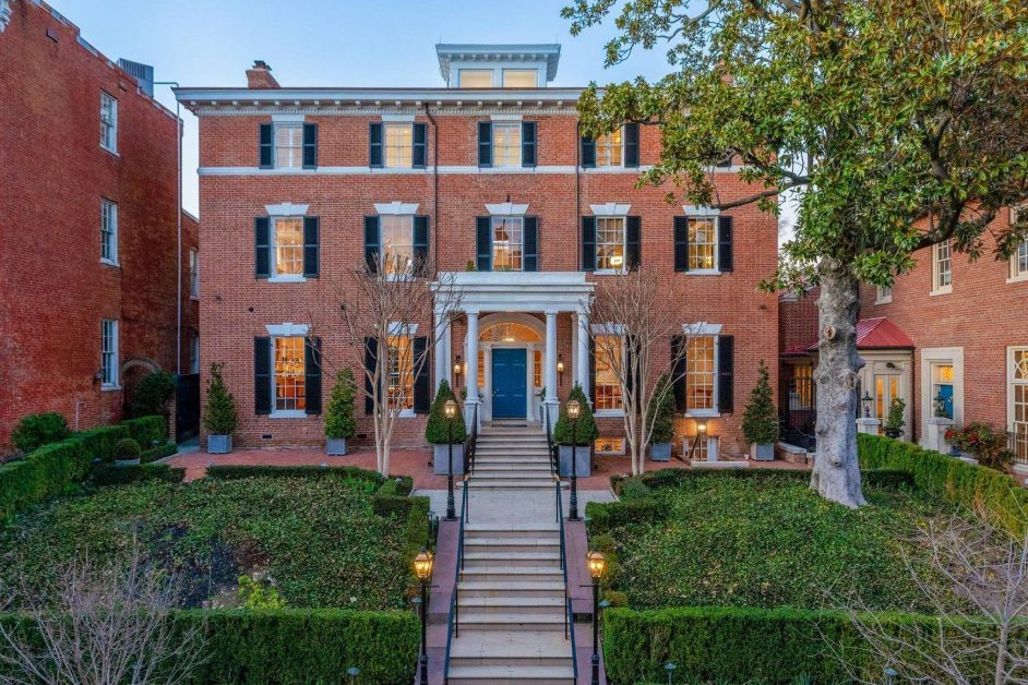 Washington, D.C., compound where Jackie Kennedy lived asks $26.5 million
