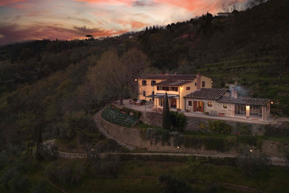 This Charming Tuscan Villa is the Latest  Star of August’s Premium Collection