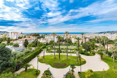 Esteemed Artist Henri Matisse’s French Riviera Apartment Making a Splash at $2.7 Million