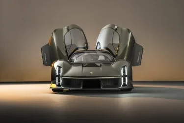 The Next Frontier: Four Cutting-Edge Future Features Redefining Supercar Technology