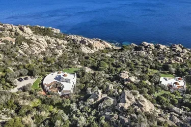 Meet Sardinia’s Top Wellness Real Estate: Exceptional Waterfront Villas for Sale in Costa Smeralda - Gallura