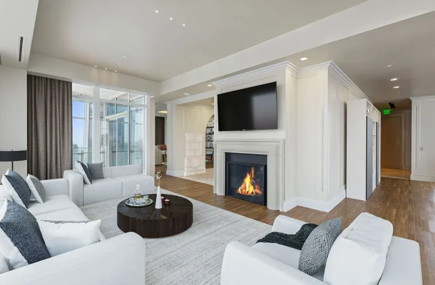 Fin of Luxury Condo (4)