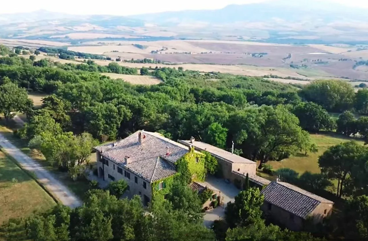 Tuscany (1)