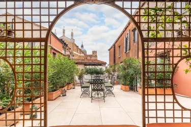 From Historic Villa in Venice to Residence with Paris’ Best Views: New Homes on JamesEdition This Week