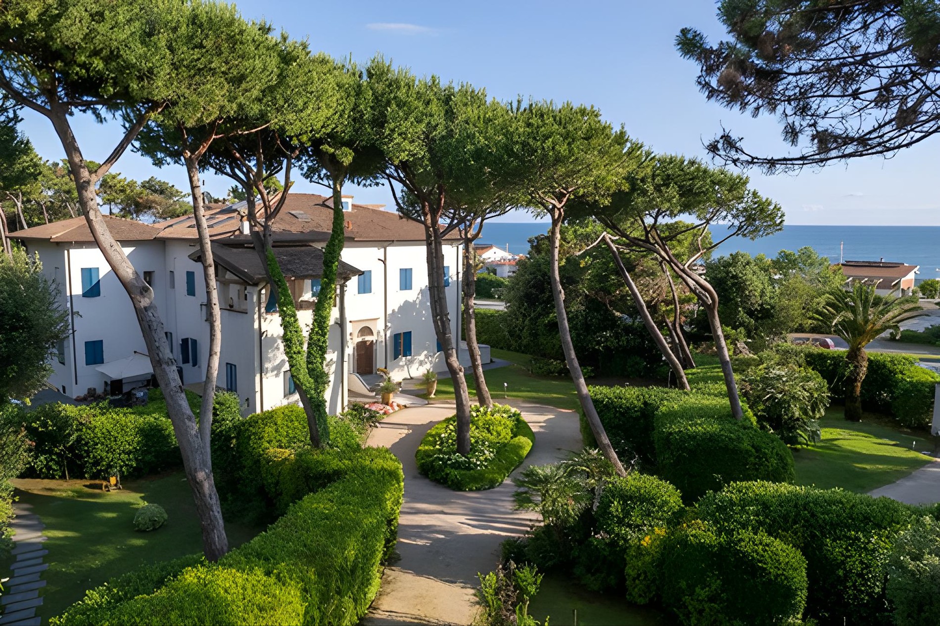 Investing in Italy Residency by Investment Program