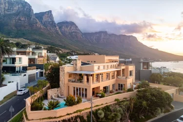 Uncovering South Africa: From The Glamour Of The Atlantic Seaboard To The Golden Glitter of Sandton