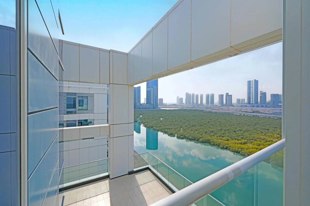 Sky Villas at Oasis Residences (1)