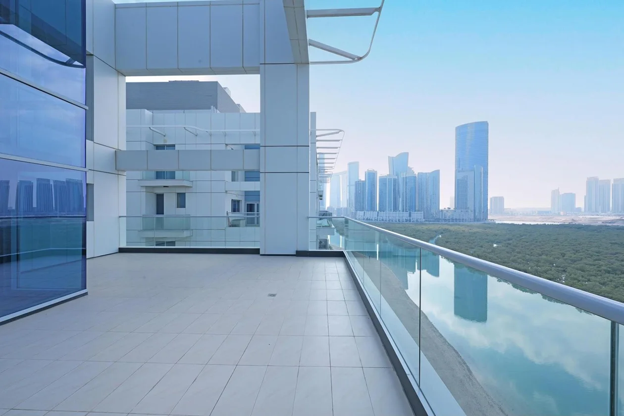 Sky Villas at Oasis Residences (3)