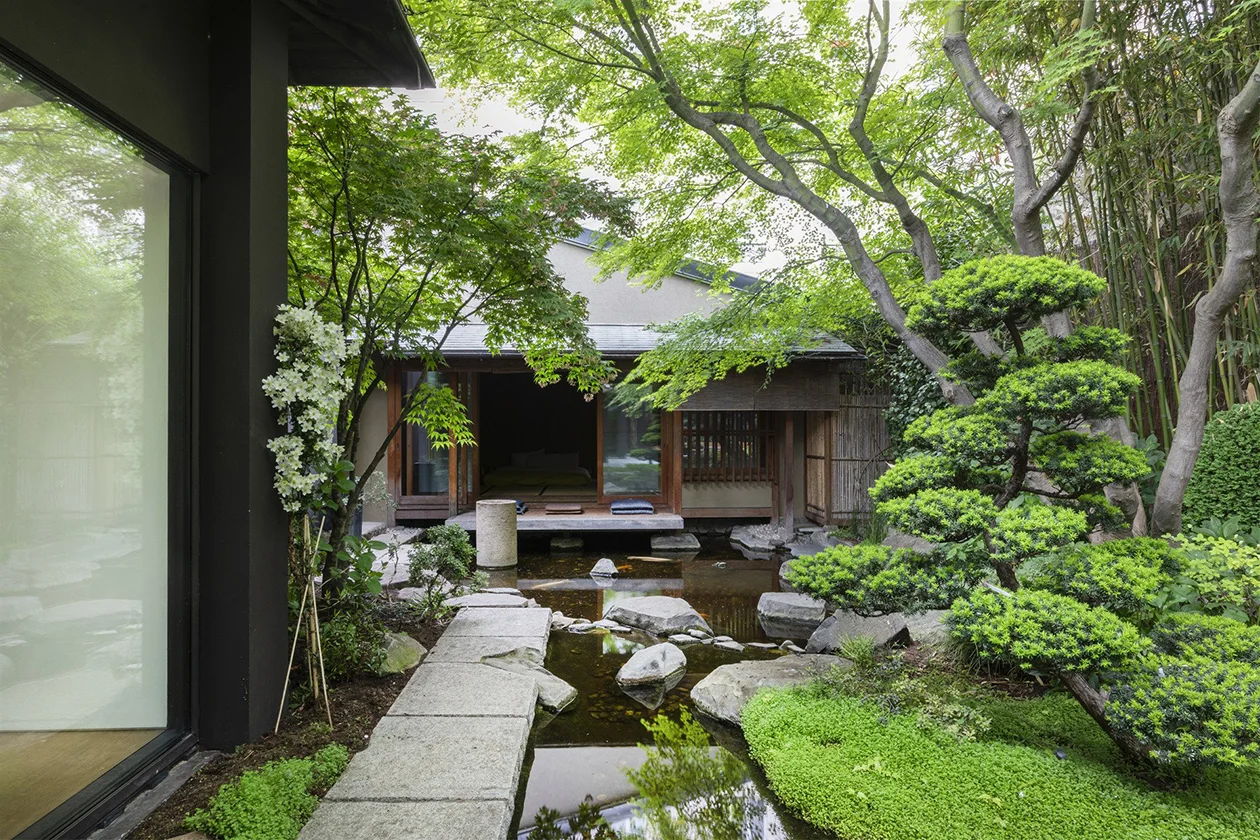 Slick Japanese-style (9)