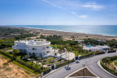 Ocean Club Villas: Cutting-Edge Projects for Sale in Portugal’s Pinnacle Luxury Resort