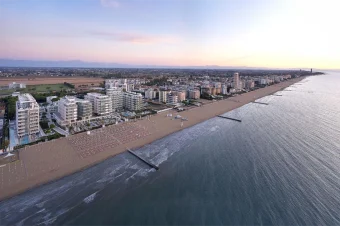 Richard Meier Tower (12)
