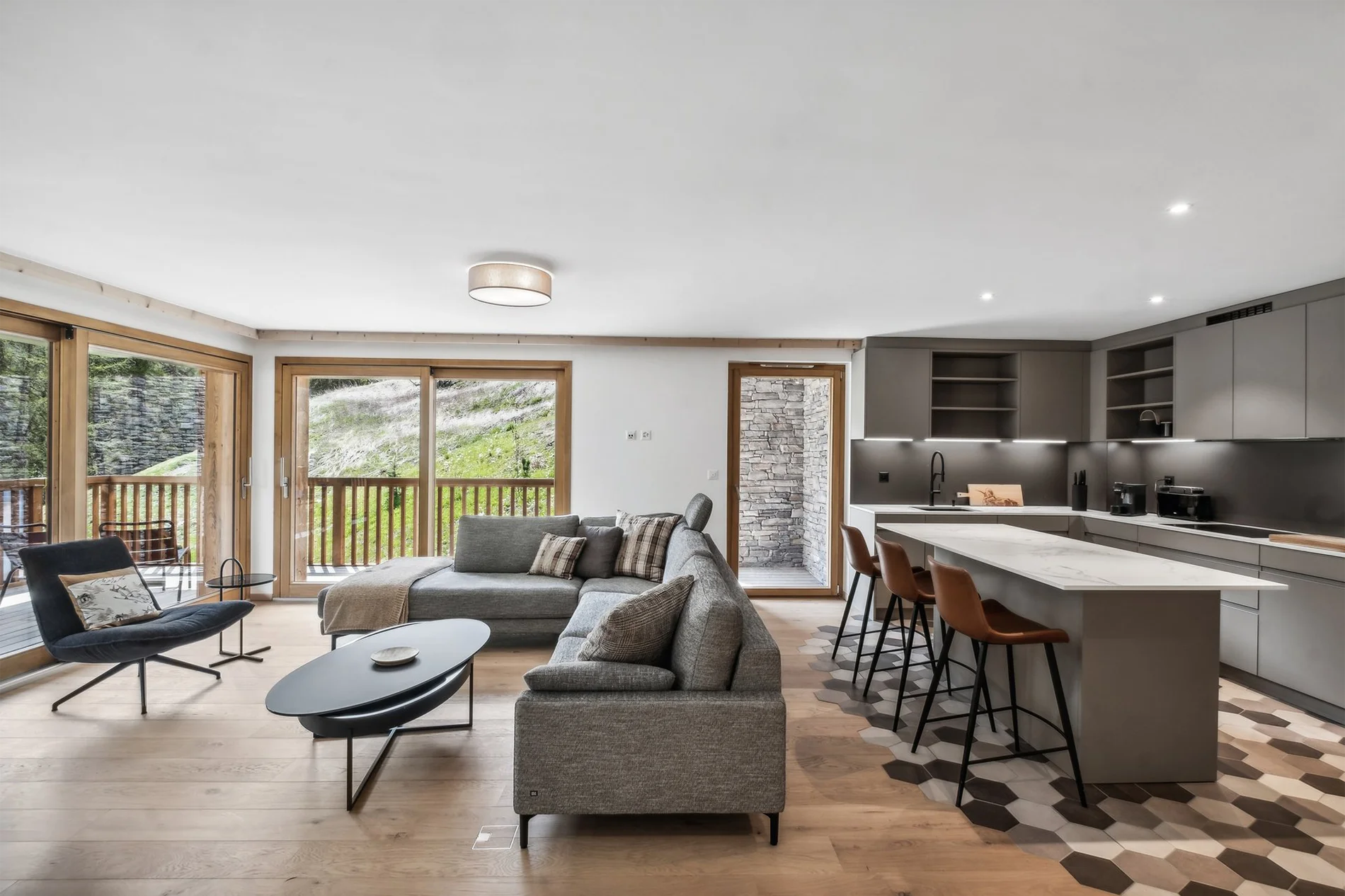 Chalets Les Rahâs: Invest in a Ski Property with a Jacuzzi Garden Terrace and Stunning Swiss Alpine Views