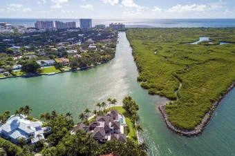 Exceptional Biscayne Bay Property image7