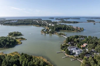 Kimi Räikkönen’s Villa (6)