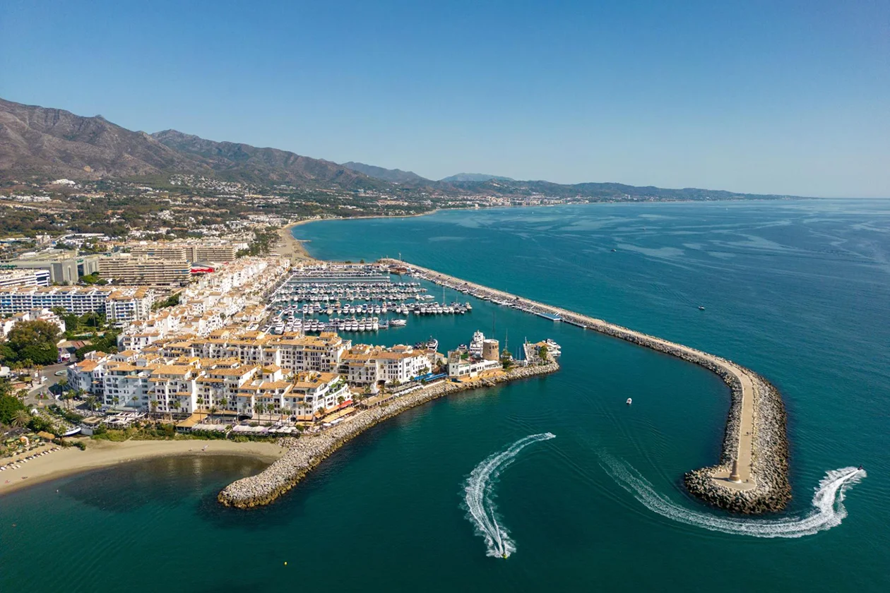 Villa in Los Naranjos (2)