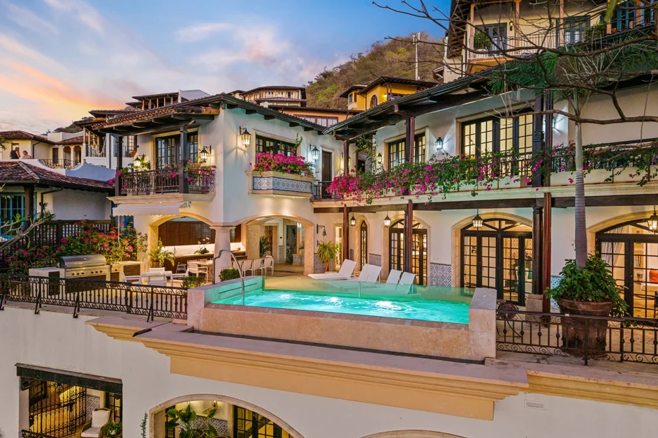 Costa Rica Emerges as a Global Property Investment Leader: Top Markets & Bold Residential Visions Revealed