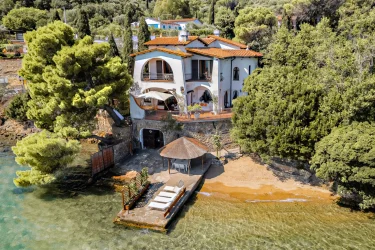 America’s Wealth Heads to Europe: Tuscany and Andalusia Dominate 2025 Demand